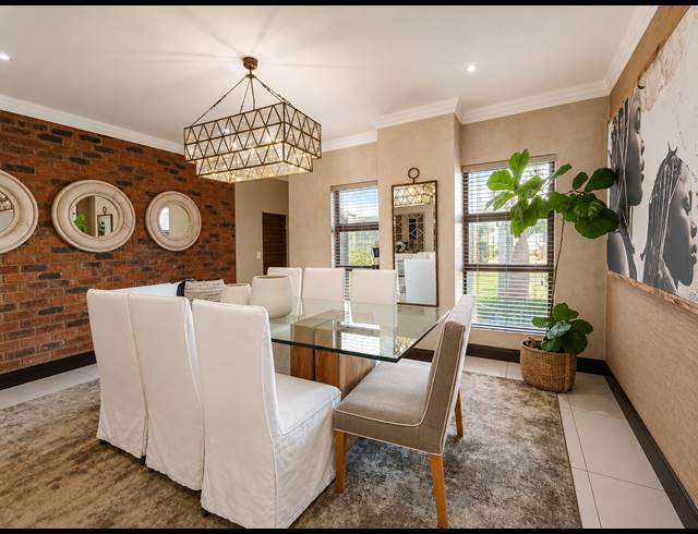 5 BEDROOM HOUSE FOR SALE IN THREE RIVERS EAST